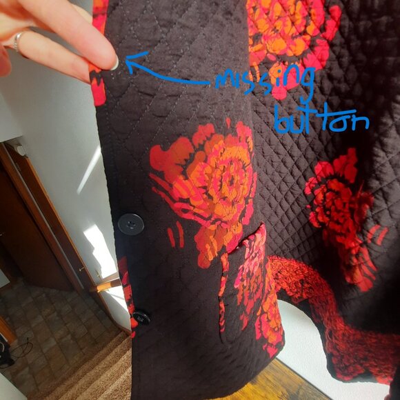QUILTED Reversible Floral Jacket Button Size M-L Black Pink with Pockets *READ - Picture 5 of 7
